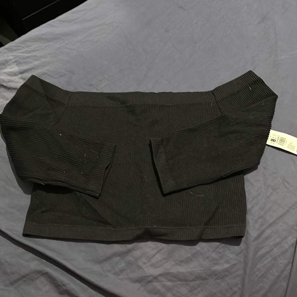 Size small